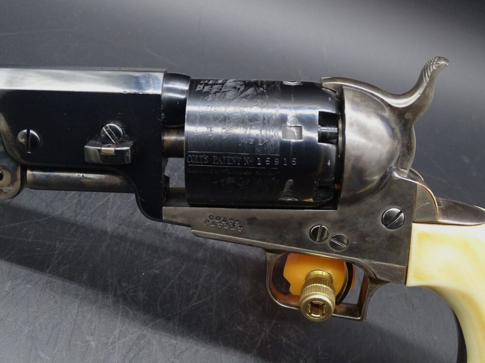 Colt Original Mod 1851 Navy Calibre .36 Perk sin disparar 1851 Navy