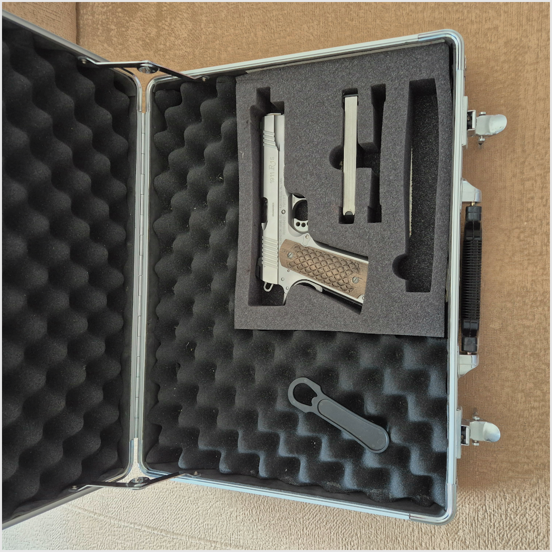 Remington 1911 R1 Enhanced, image 2 of 3