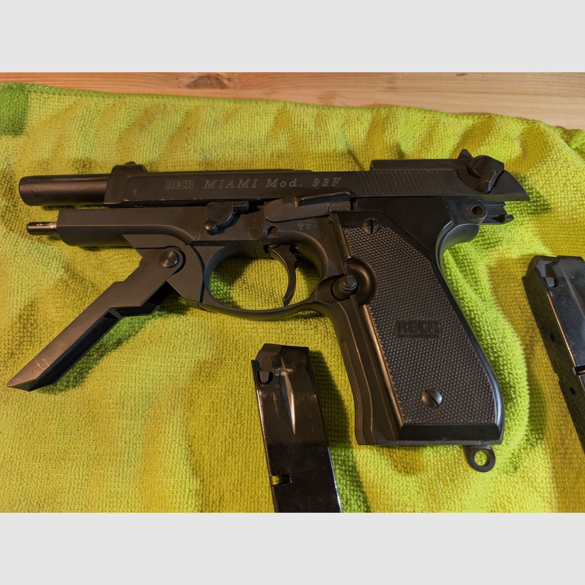 Reck Miami Mod. 93F PTB 908