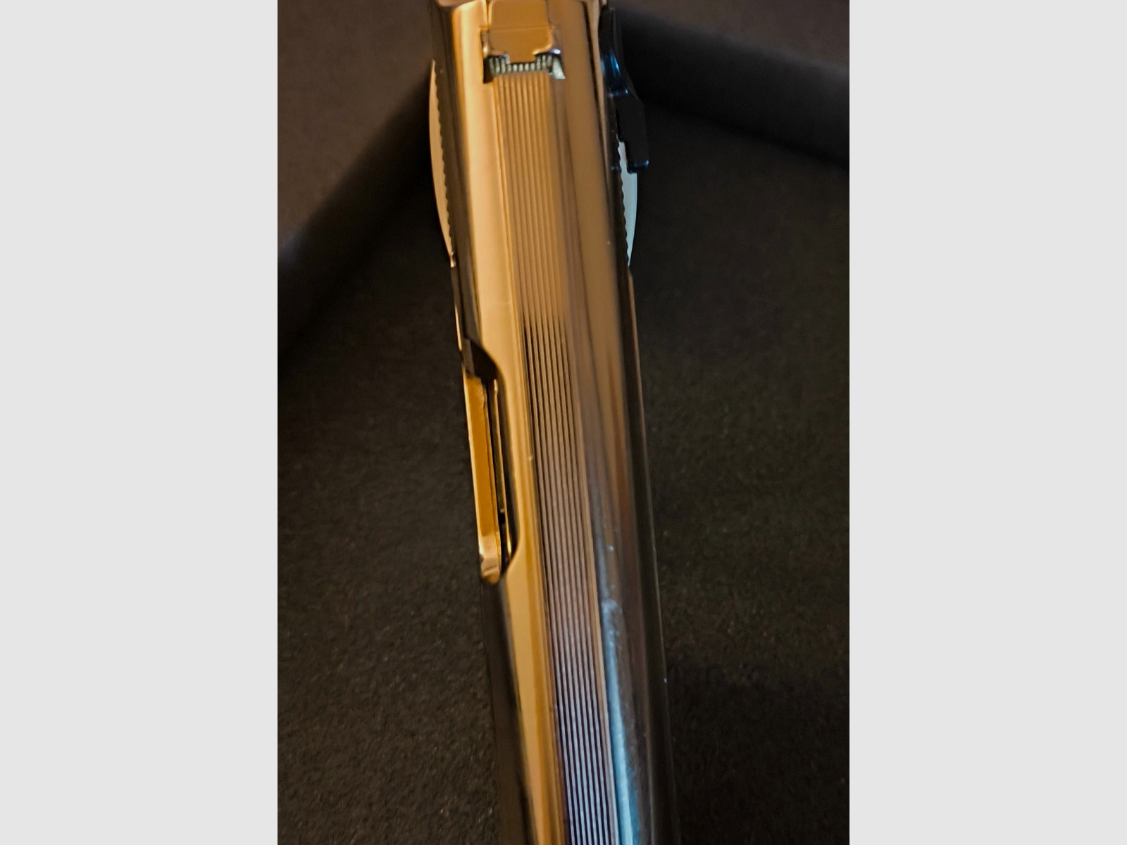 Attention collectors & James Bond fans, rarity - display piece-limited special edition & new for decades, as well as no longer available on countless pages and platforms, Walter PP with white grips & VHS, top condition!!! As good as new & unfired!!