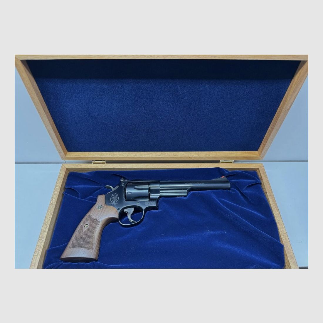 Smith & Wesson | S&W Mod. 29, 6 1/2" | Classics Series / blued | "DirtyHarry" - Weapons Friedrichs