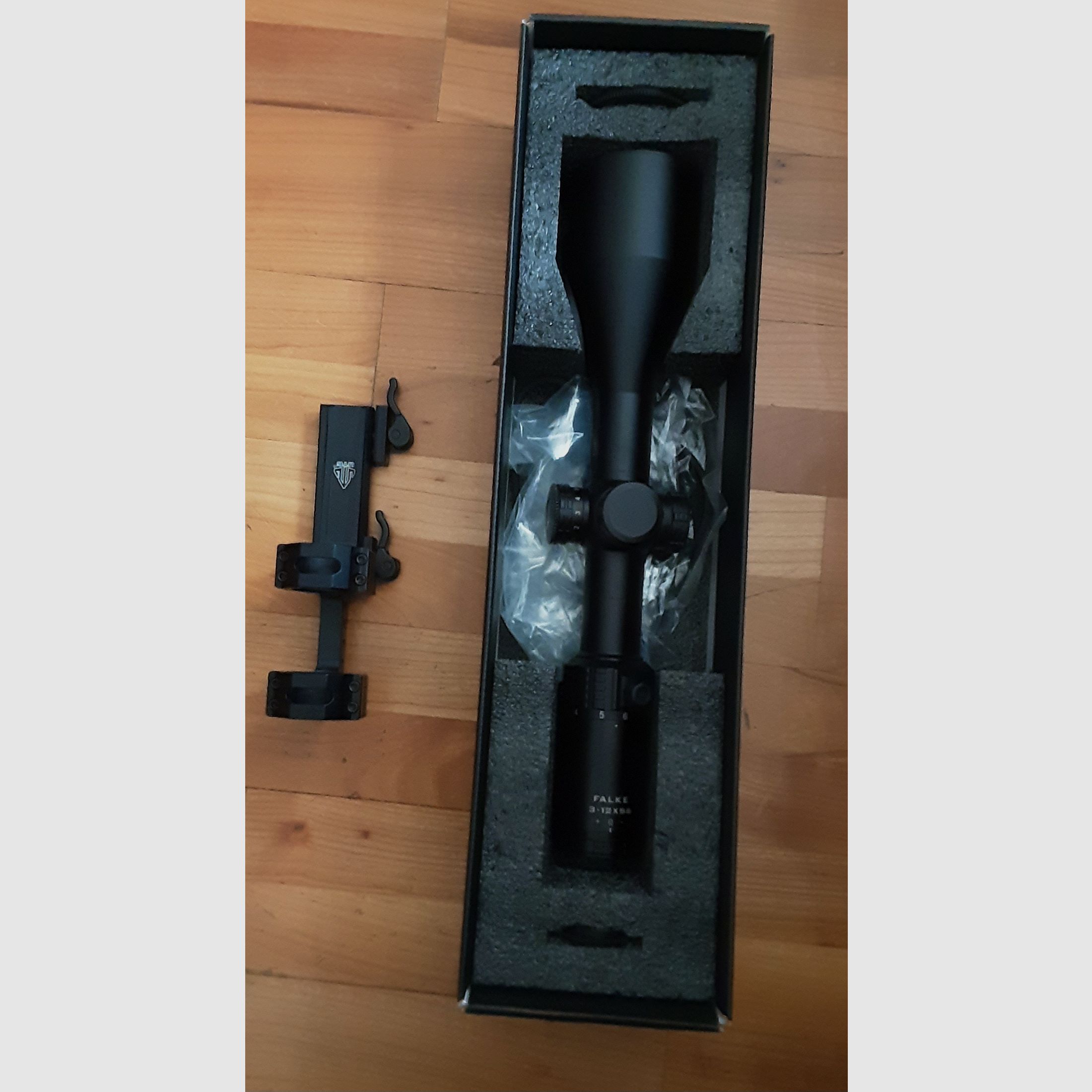 Falke 3 - 12 x 56 Jacht met UTG Accu Sync