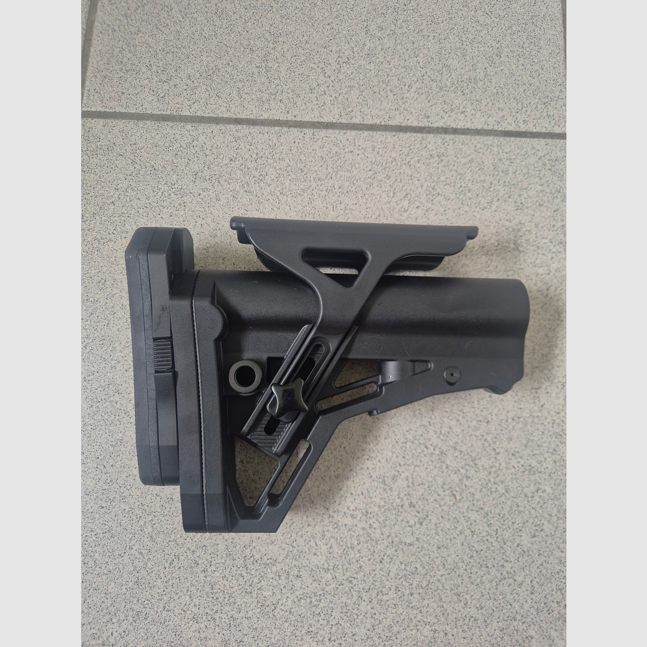Schulterstütze AR 15 - System 