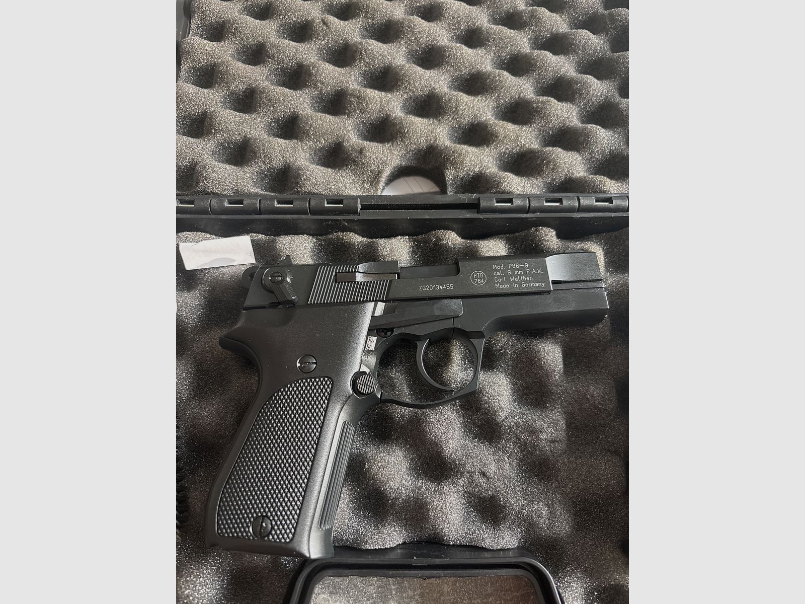 Walther P88 9mm P.A.K black