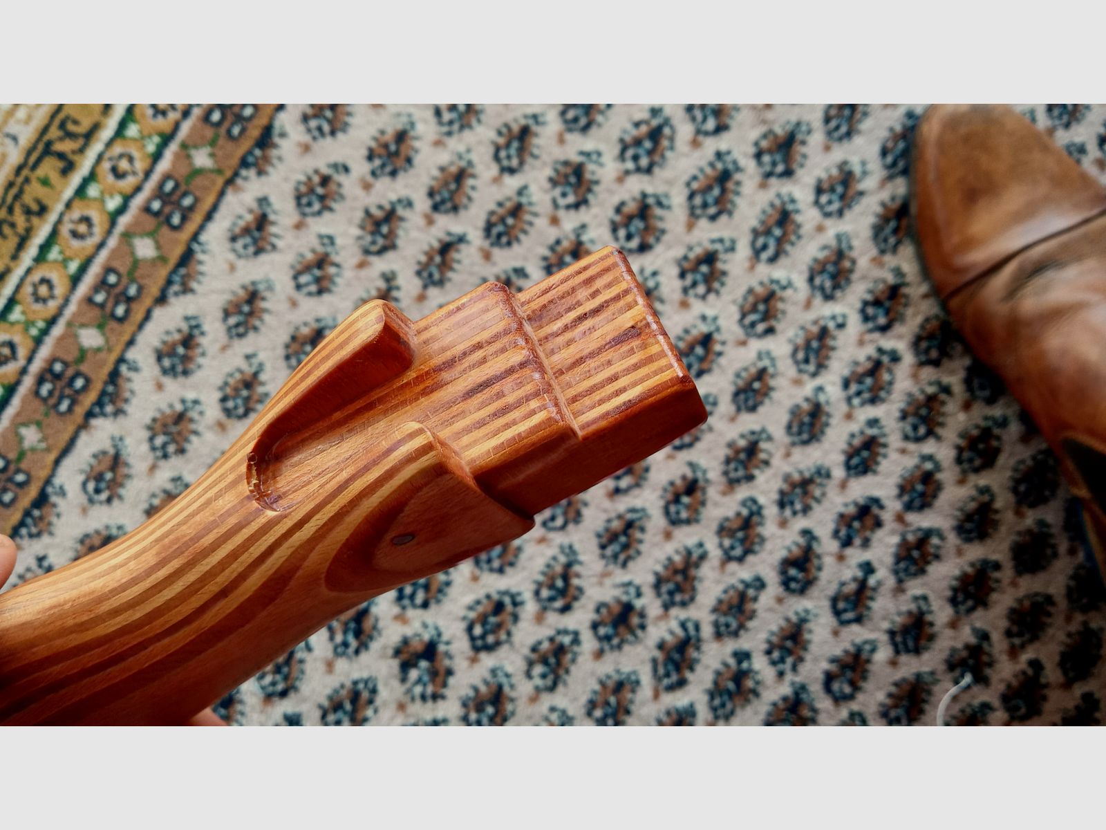 Unmontierter AK74 Festschaft von WBP Holz-Laminat inkl. Schrauben  // AK Schaft Holz