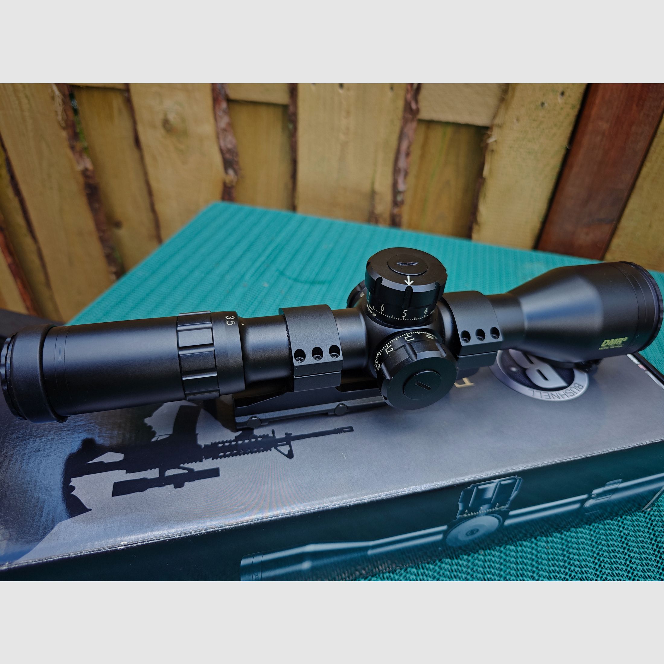 Celownik optyczny Bushnell Elite Tactical 3,5-21x50 DMR II