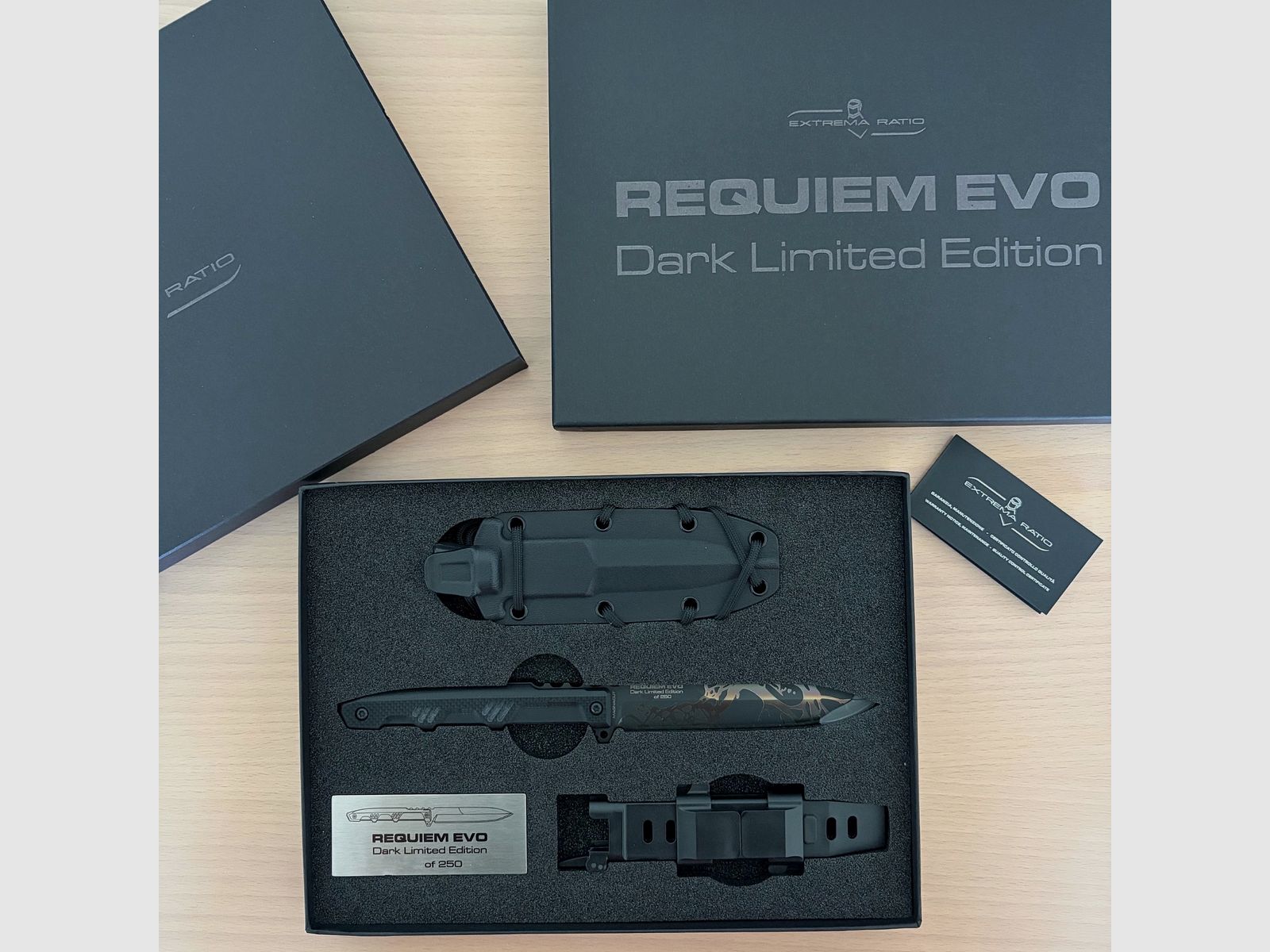 EXTREMA RATIO REQUIEM EVO Dark Limited Edition