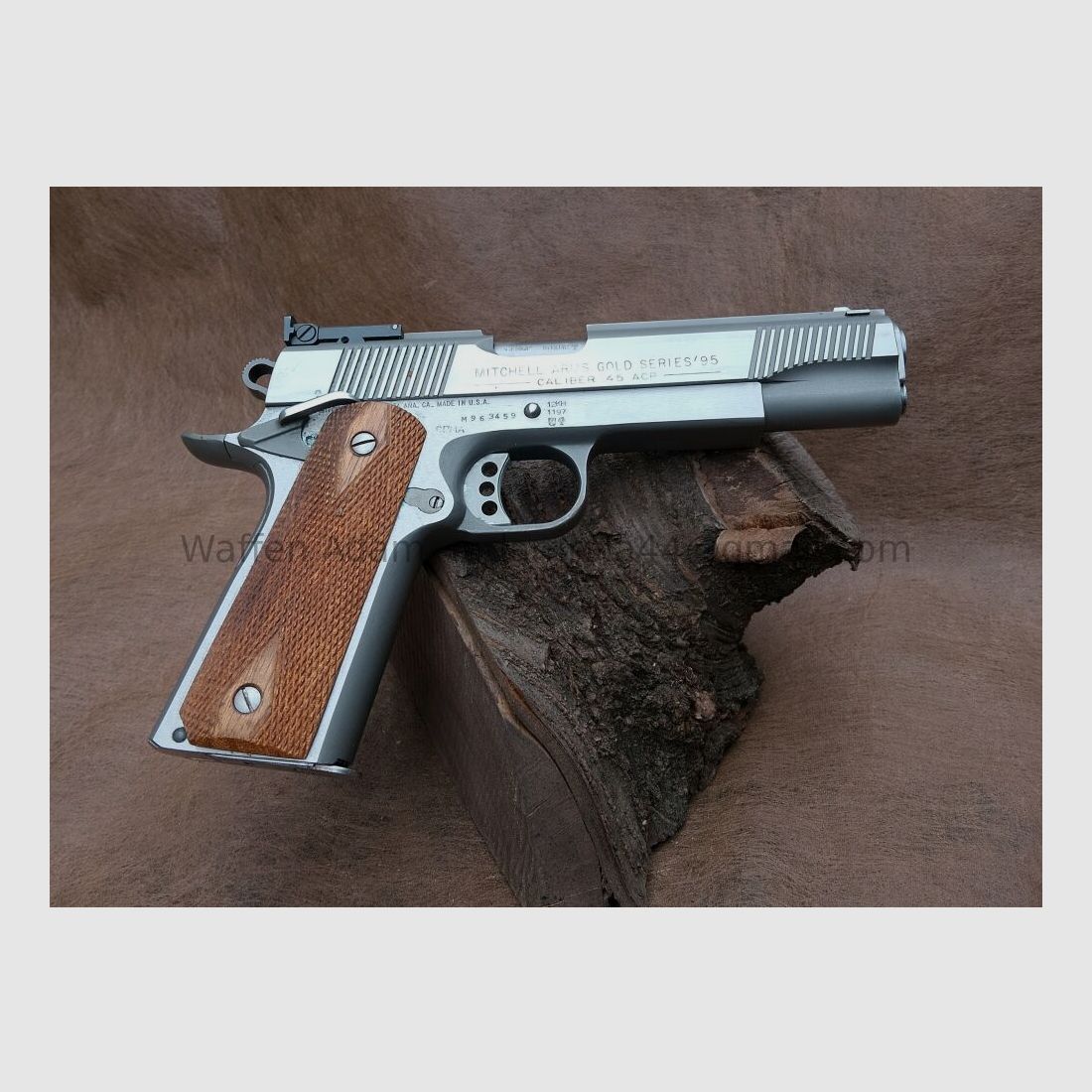 Mitchell Arms, Calif. U.S A 1911 -Gold Series 95, with Peters Stahl ramp barrel