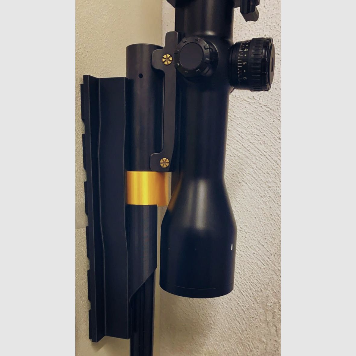 Uchwyt na wymienne lufy - wiszący - do Blaser R8, R93, Mauser M03