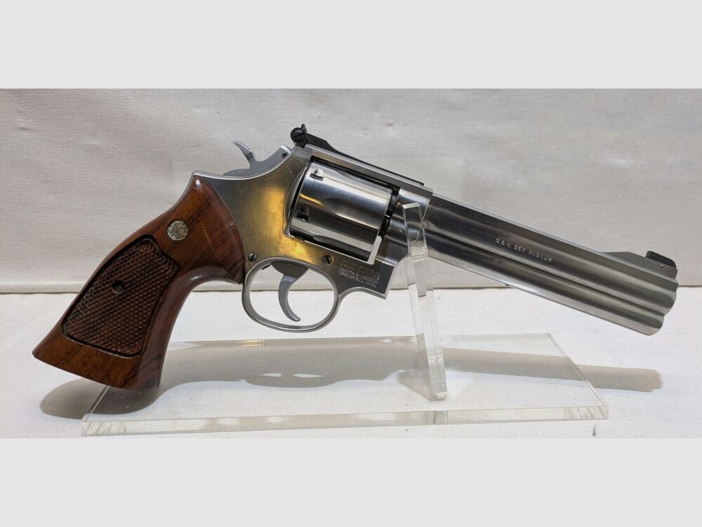 Smith & Wesson 686