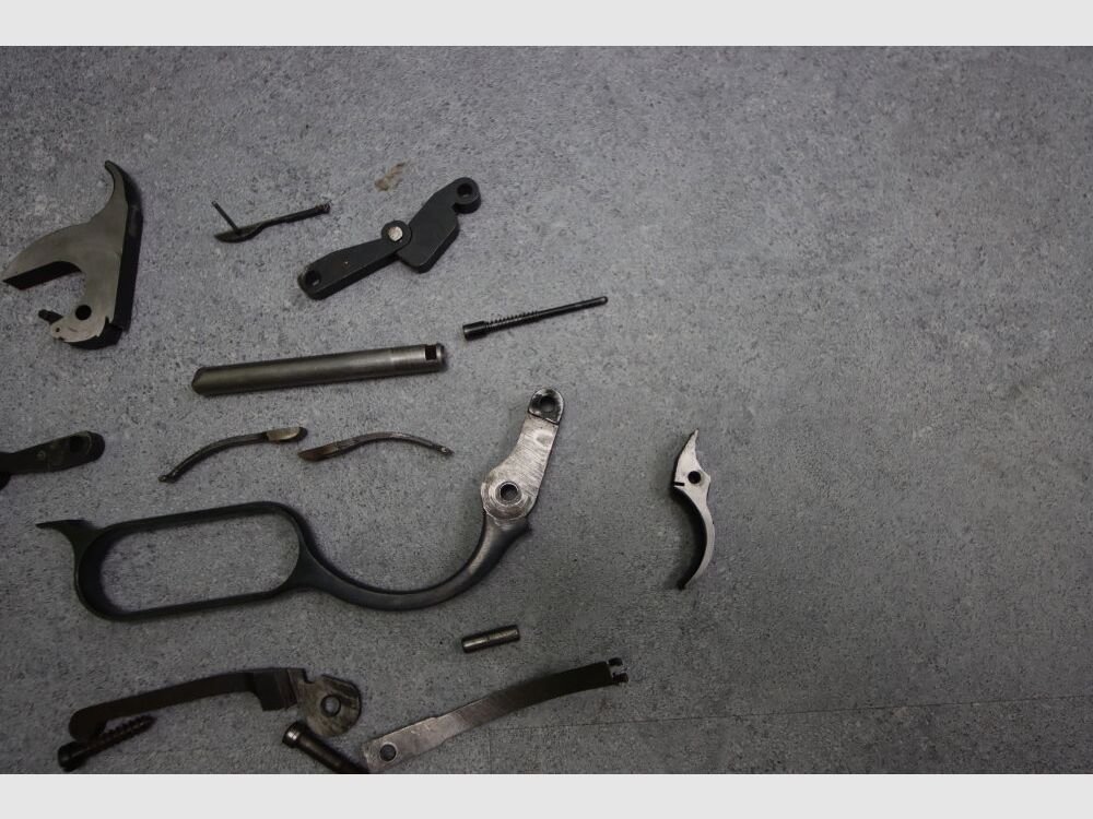 Lote de resortes + percutor Henry 1860 Uberti