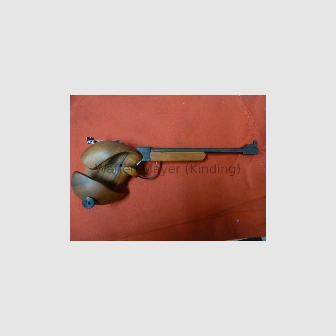 Pfuff Libre -Pistola