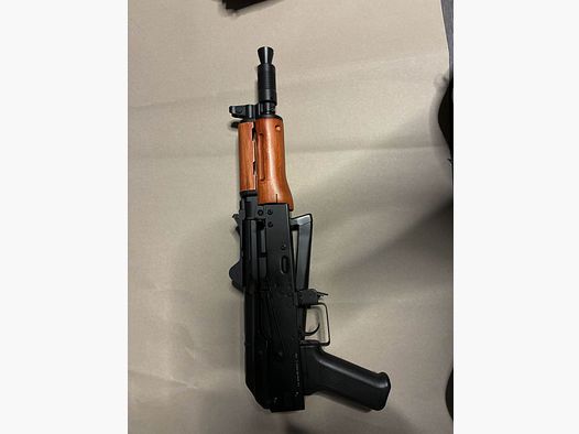 APS AKS74U Airsoft S-AEG 1,4J – OVP + 3 Mid-Caps + Extras