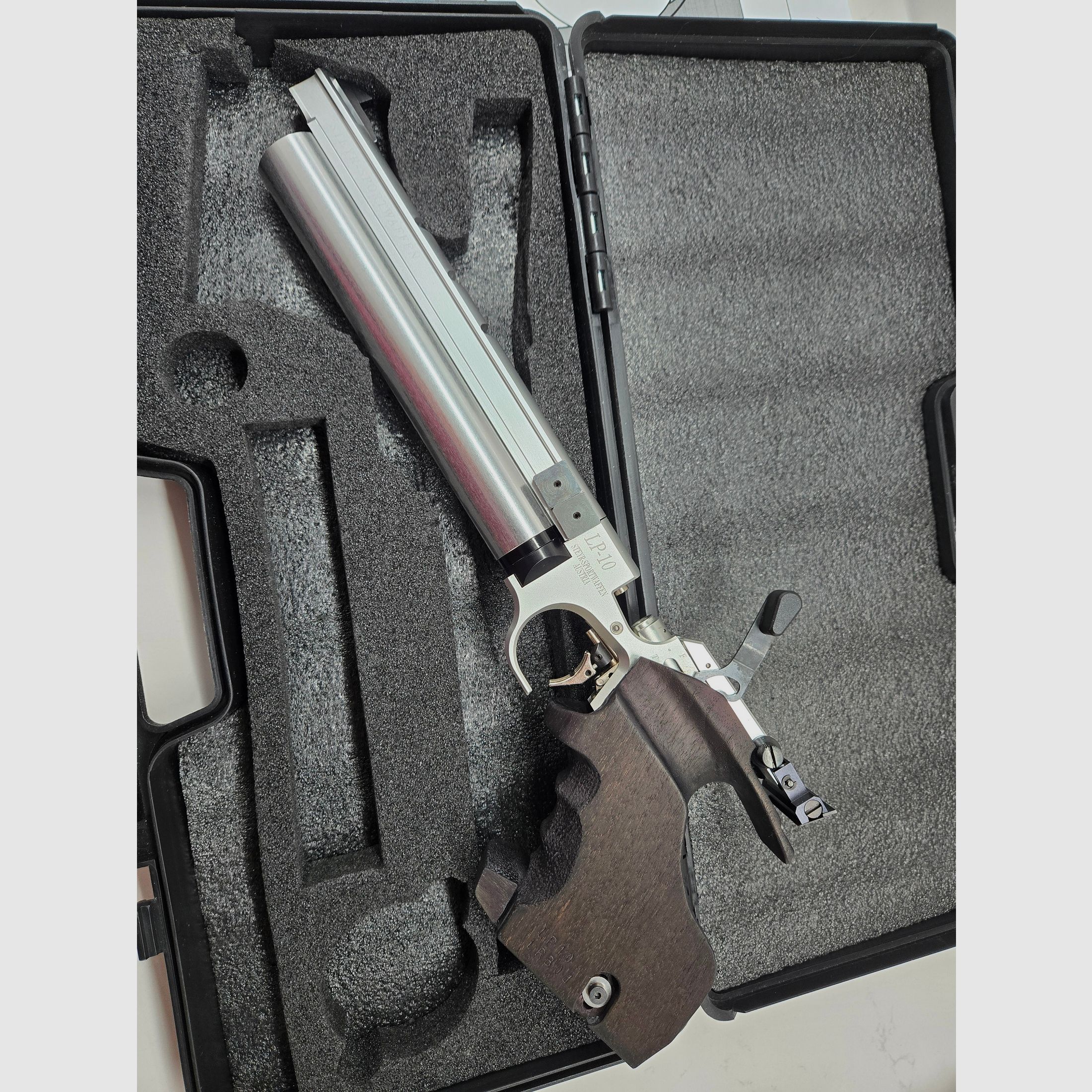 Steyr LP 10 with Rink grip
