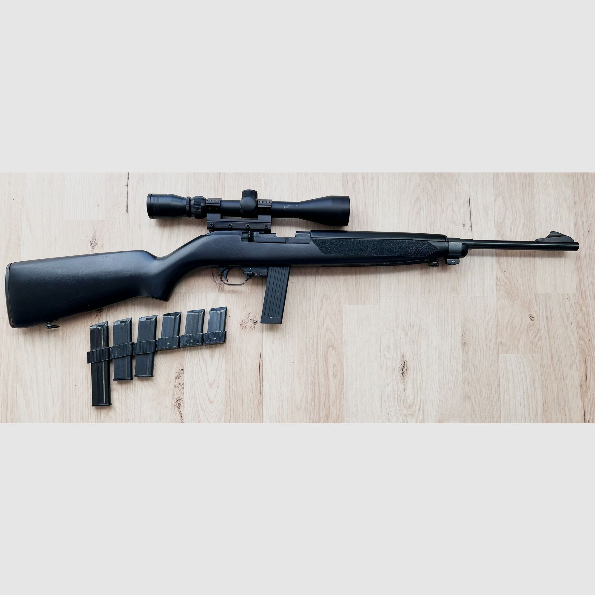 Erma EGM 1-Black -   KK-Selbstlader mit 7 Magazinen