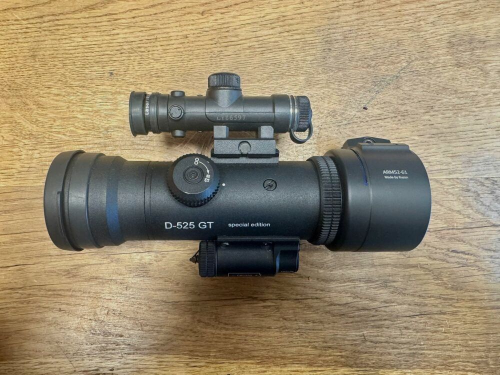 Dedal / Guntec D-525 GT special edition with IR spotlight and adapter