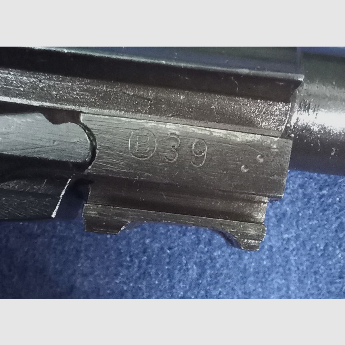 Wehrmachtspistole P38 ac 42 in calibro 9mm Luger, con timbro di accettazione WA 359