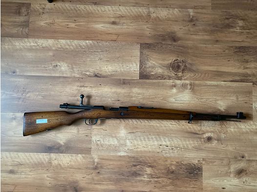 Liquidación de mi colección: DWM Mauser Vergueiro M1904/39, calib. 8x57JS, cargador individual, completo con stock militar intacto, escudo real Carlos I perfectamente conservado