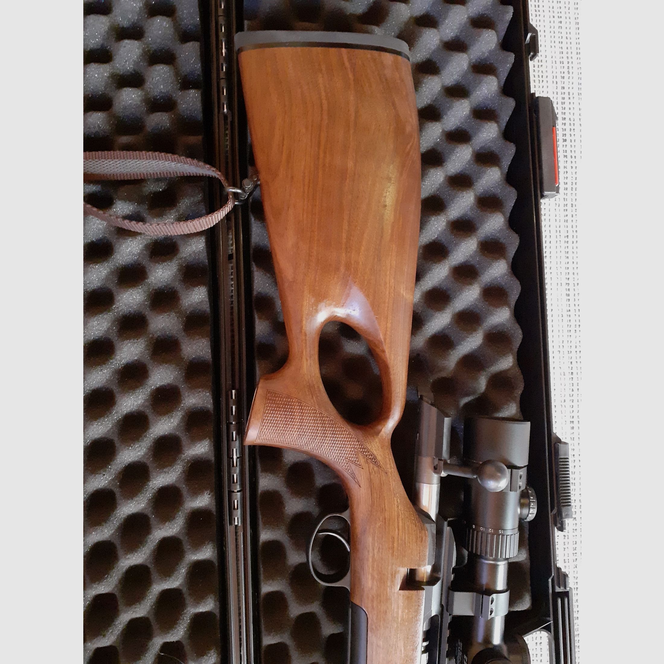 Rößler Signature Titan 6 herhalingsgeweer met doorlopend loop