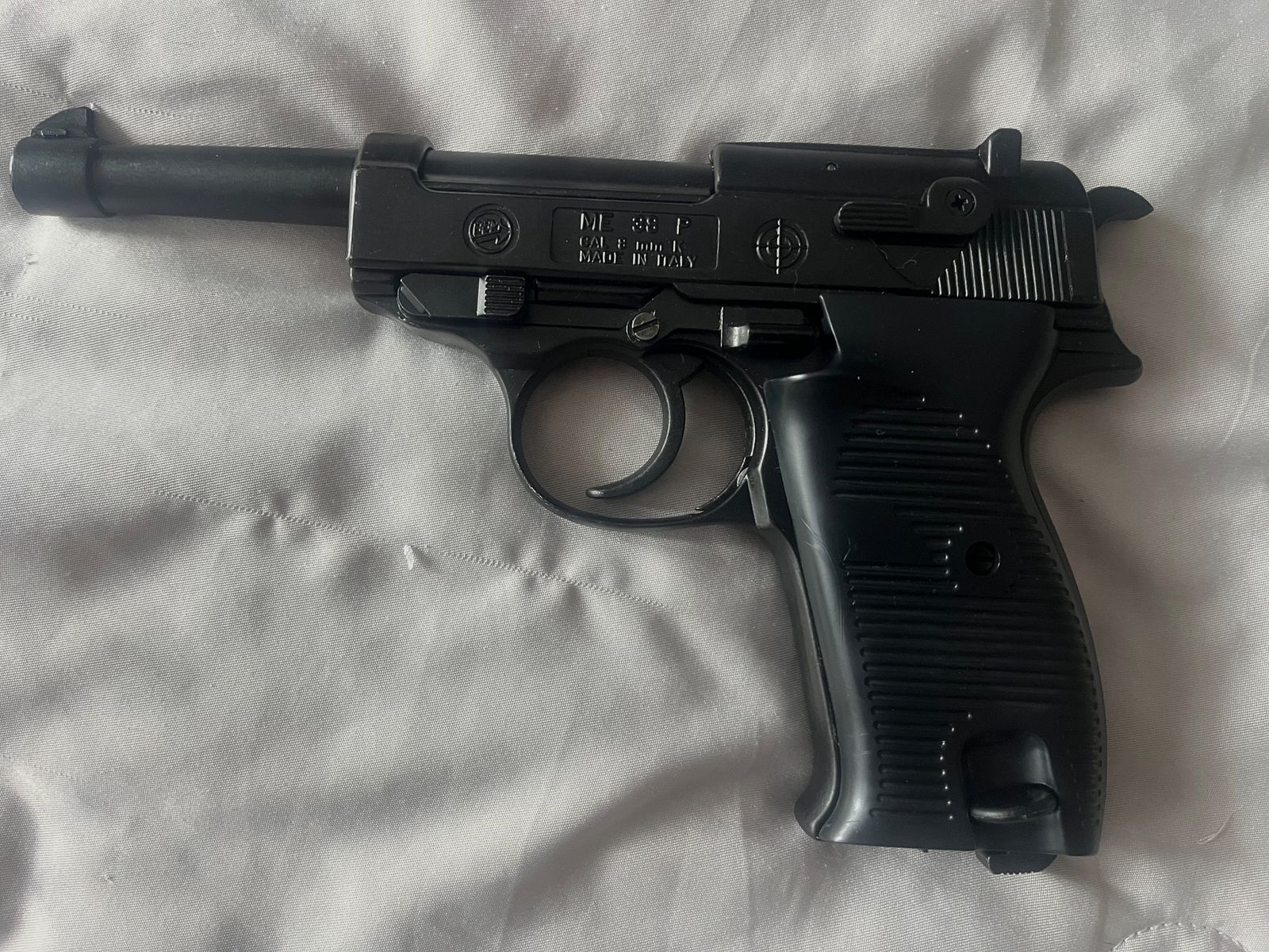 P38 Bruni-Colt 1911, image 1 sur 3