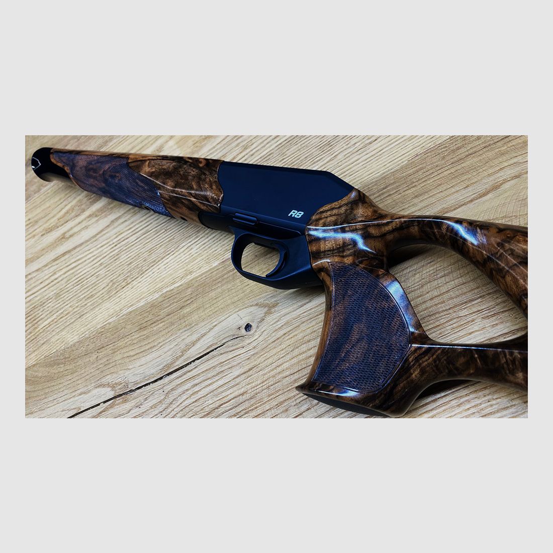 Blaser R8 Success Culata / Clase de madera 9 / Super acabado / CULATA DE SUEÑO DE CLASE EXTRA