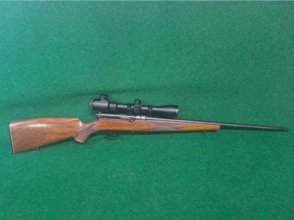 Krico calibre .22" semiautomático