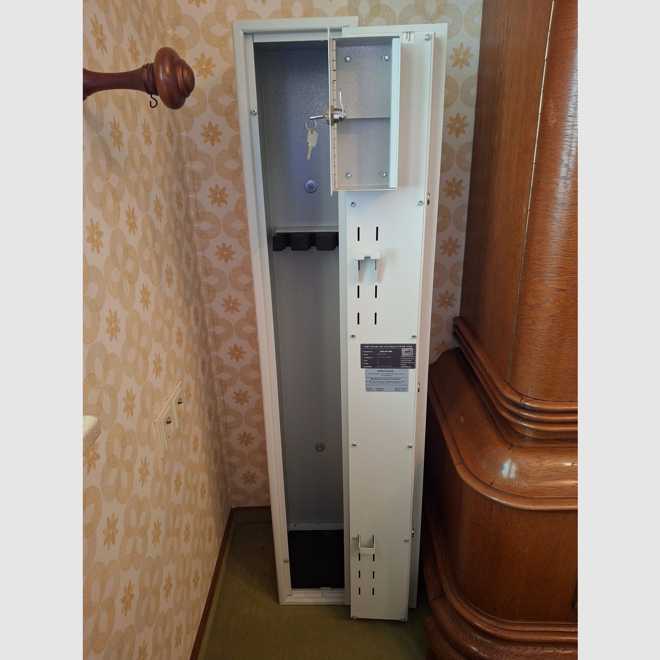 Waffenschrank für 3 Jagdgewehre