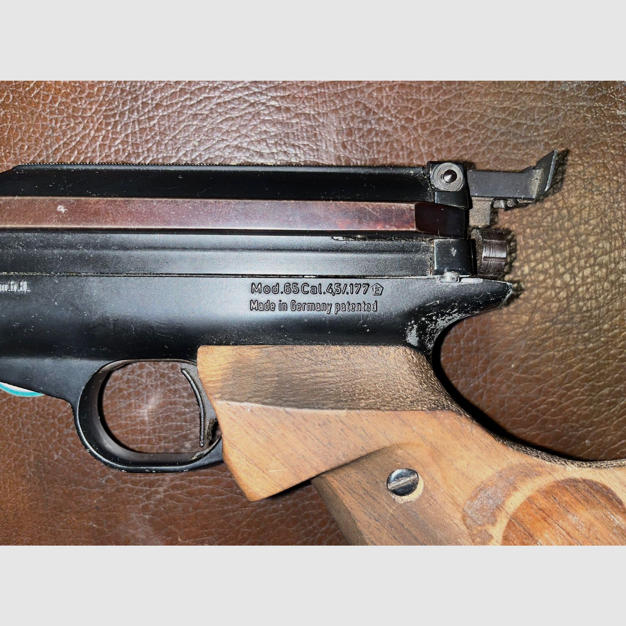 Feinwerkbau Mod. 65 4,5/.177, Federdruck / Seitenspanner