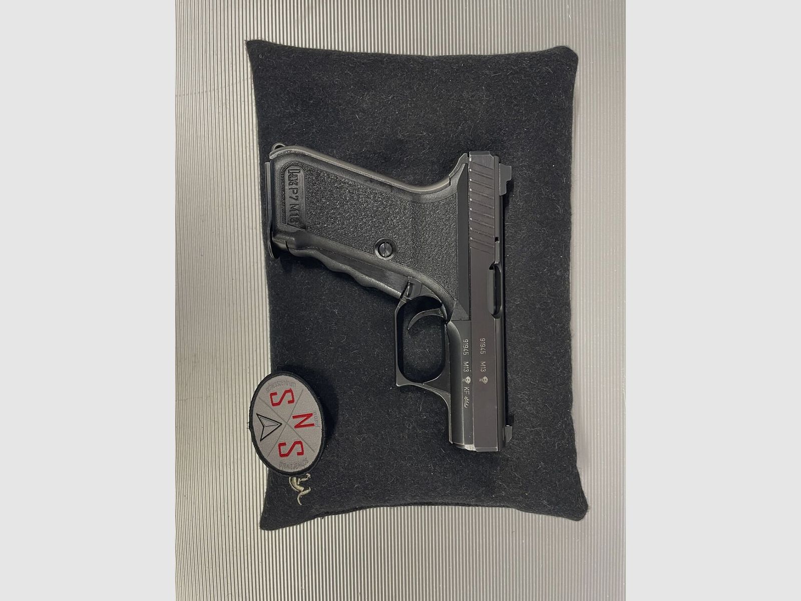 Heckler & Koch HK P7 M13 + 2 x 20er-Magazine