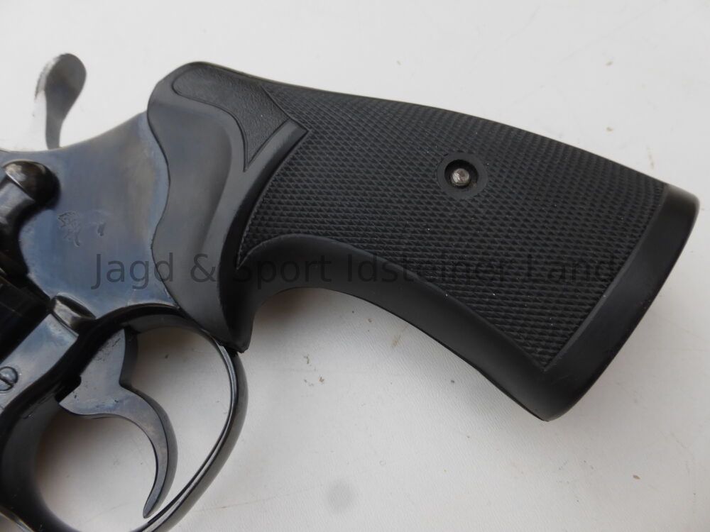 Colt Python LL: 6"/152mm