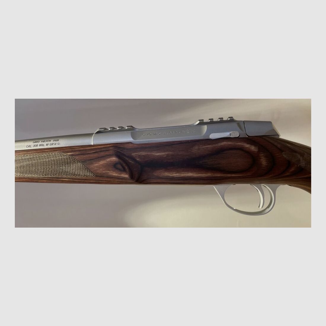 SAKO 90 VARMINT LAMINATED STAINLESS - Barrel length 60 cm