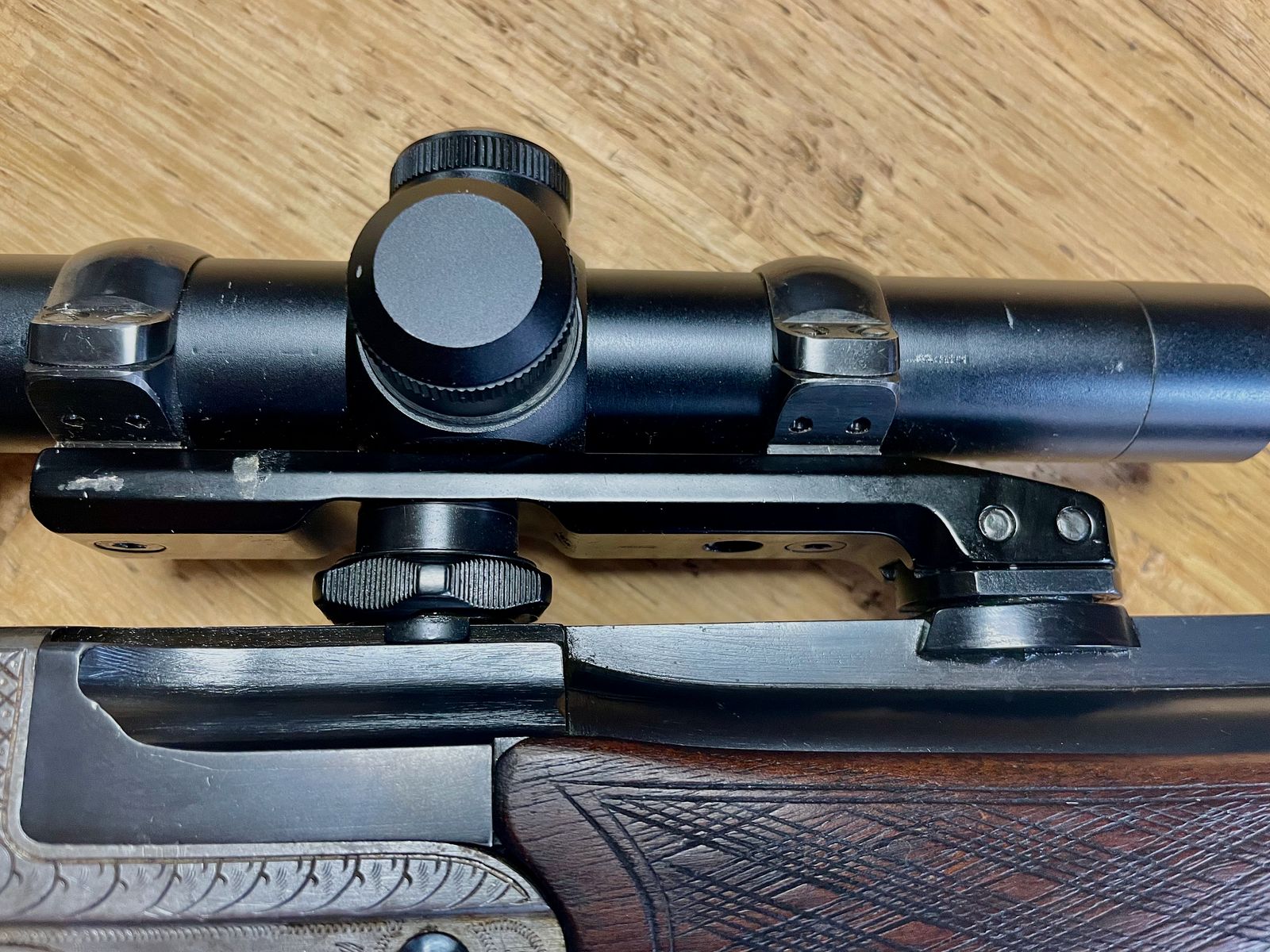 Fusil à répétition Zimmermann Z 66 cal. 10,3x60R avec lunette Luger 1,5-4,5x20