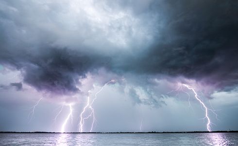 Schlechtwetterangeln: Tipps, um auch bei Regen erfolgreich zu sein