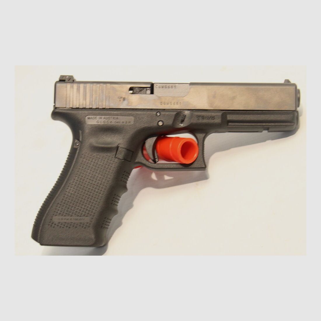 Glock 17 Gen4, image 2 of 2