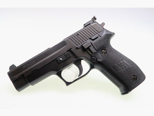 Sig Sauer P226 9mmLuger