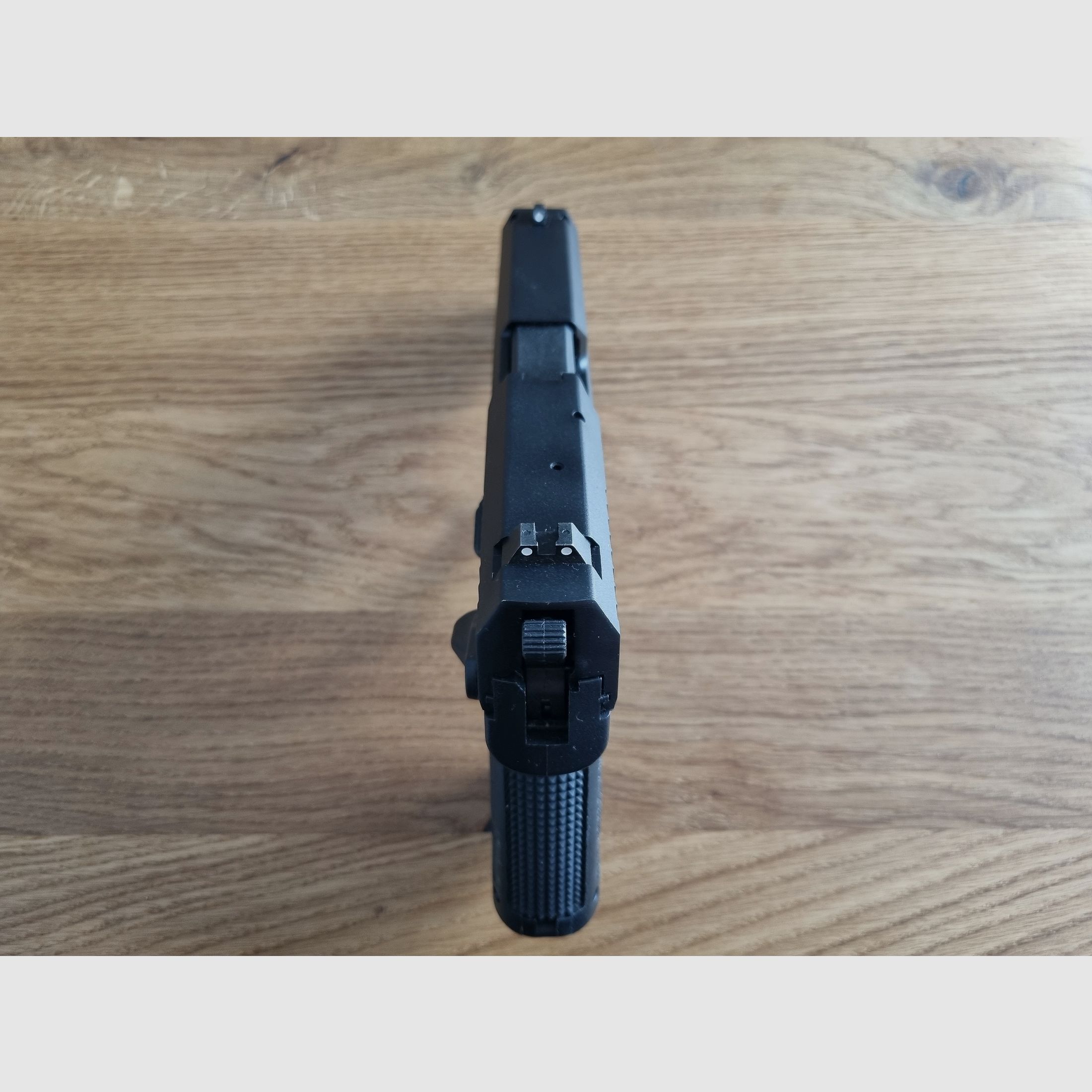 Airsoft VFC P8A1 GBB
