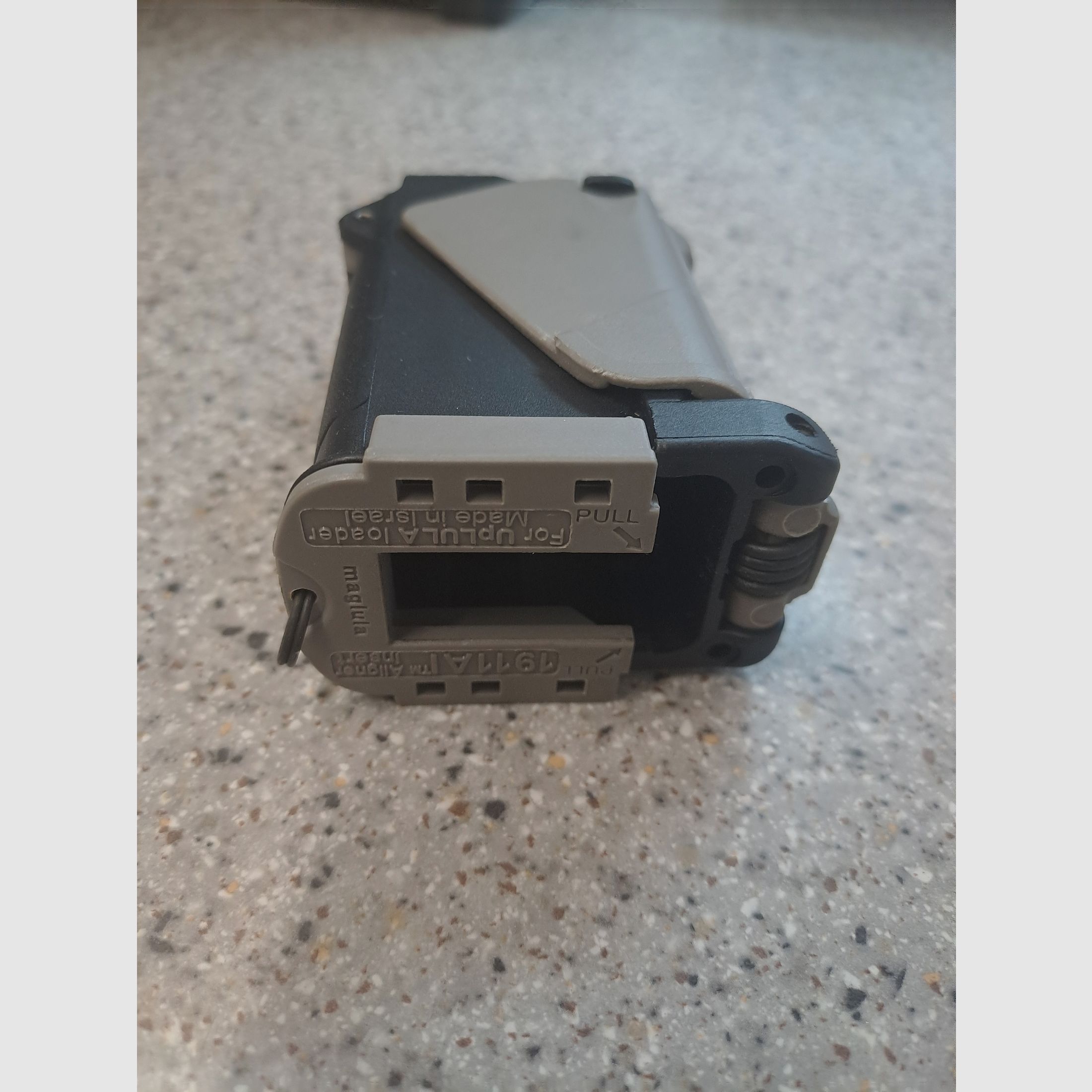 MAGLULA Speedloader/Magazinlader22UpLULA Pistol Mag Loader 62B22lr doppelreihige und  einreihige Magazine