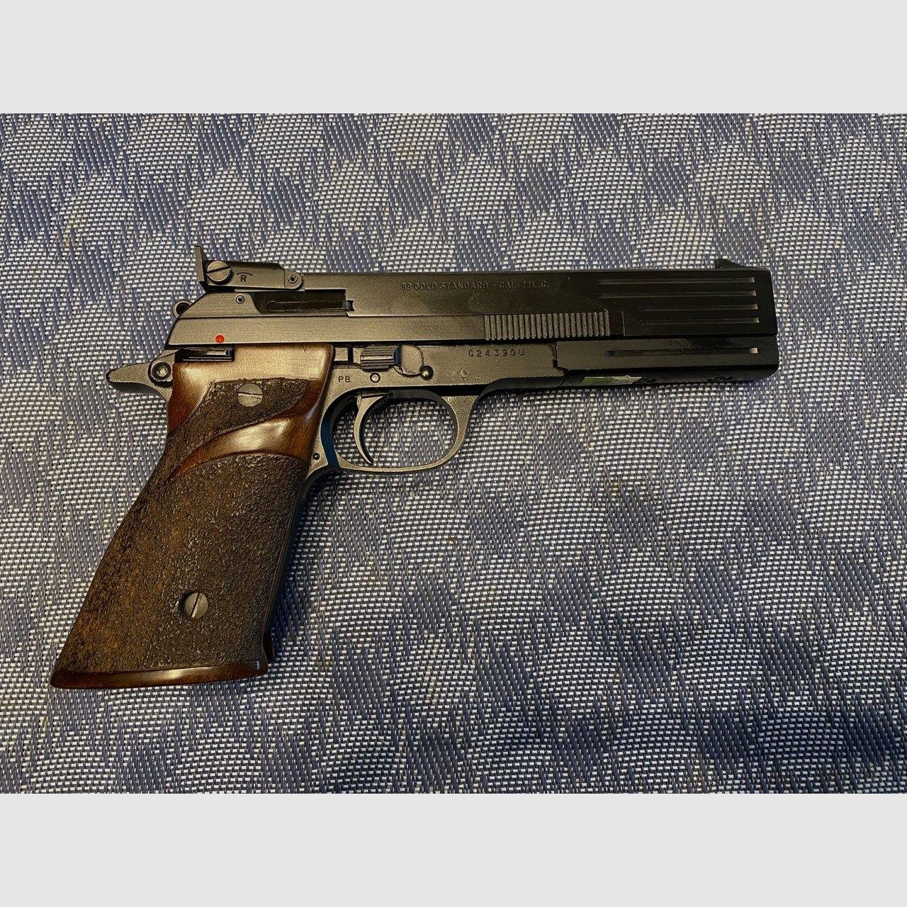 Beretta 89 Gold Standard .22LR