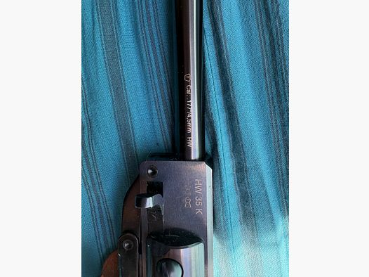 Weihrauch HW 35 K air rifle 4.5 mm with scope and bag