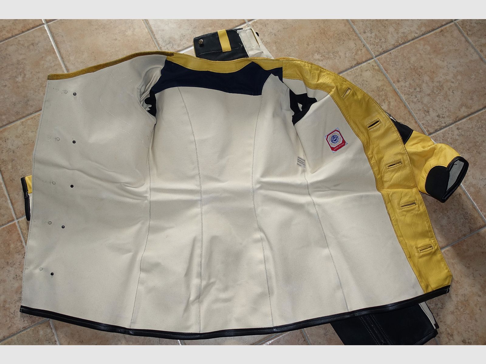 Vêtements de tir Anschütz pour tireurs sportifs (NP € 1.200,-)