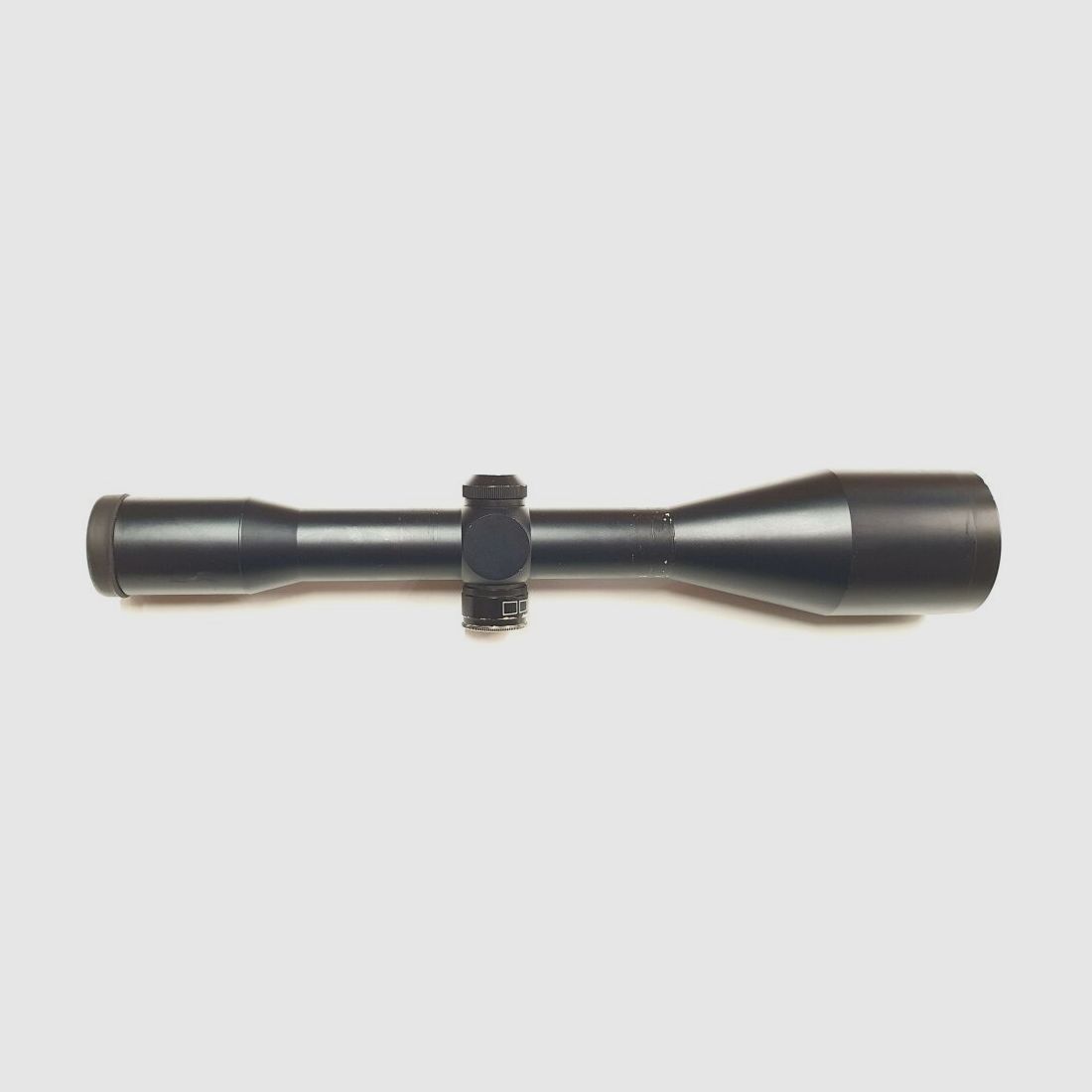 Docter Optic 8x56 riflescope, 8 times magnification and 56mm objective diameter with red dot