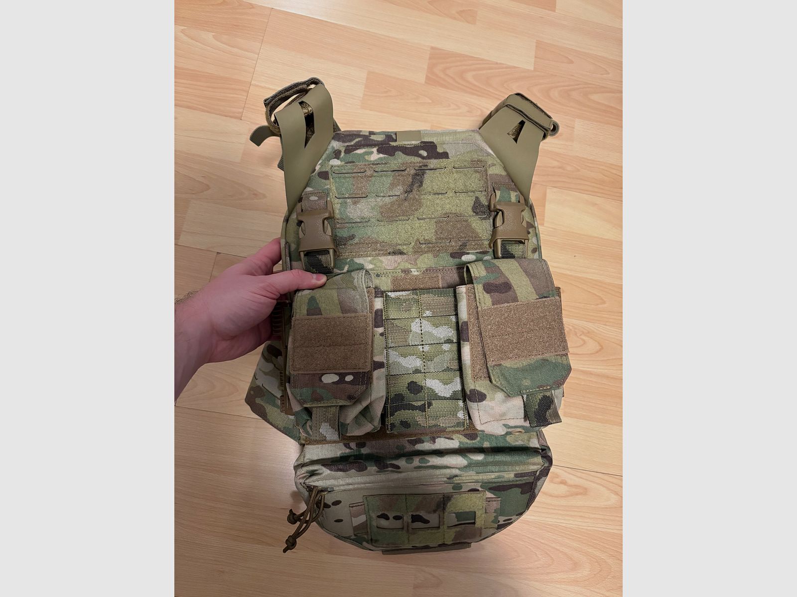 Warrior Assault Systems Plate Carrier + Magazine Pouch New