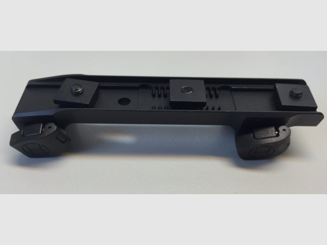 HENNEBERGER zadelmontage voor R8/BBF/BD e.a. voor SWAROVSKI SR, afbeelding 1 van 2