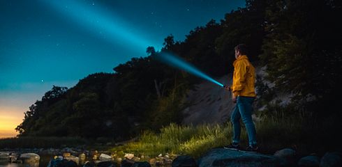 Die Perfekte Taschenlampe für Angler: Ein Leitfaden zur Auswahl