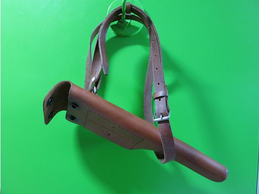Mauser C96 + M712, Broomhandle, Schulterholster mit Riemen