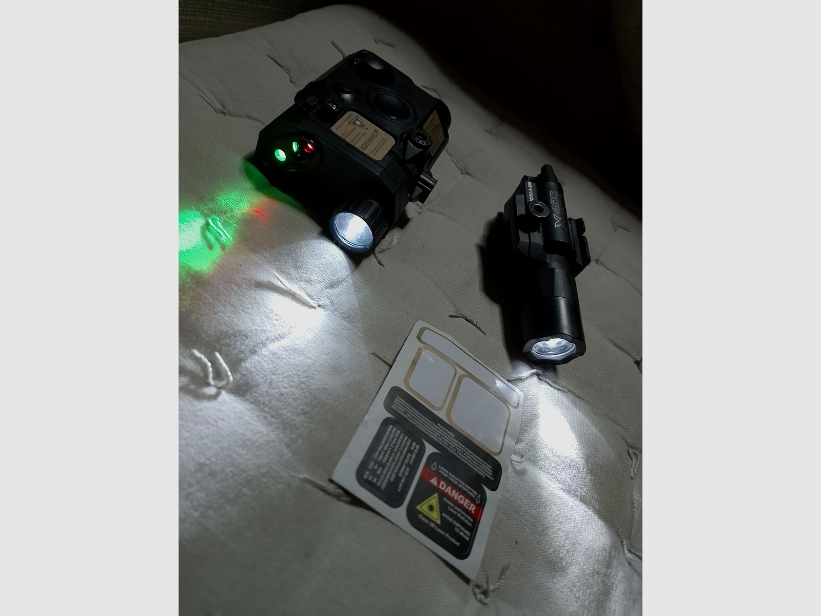 1x laser flashlight combo + one lamp Picatinny universal airsoft softair paintball weapon rifle red dot green light Mg