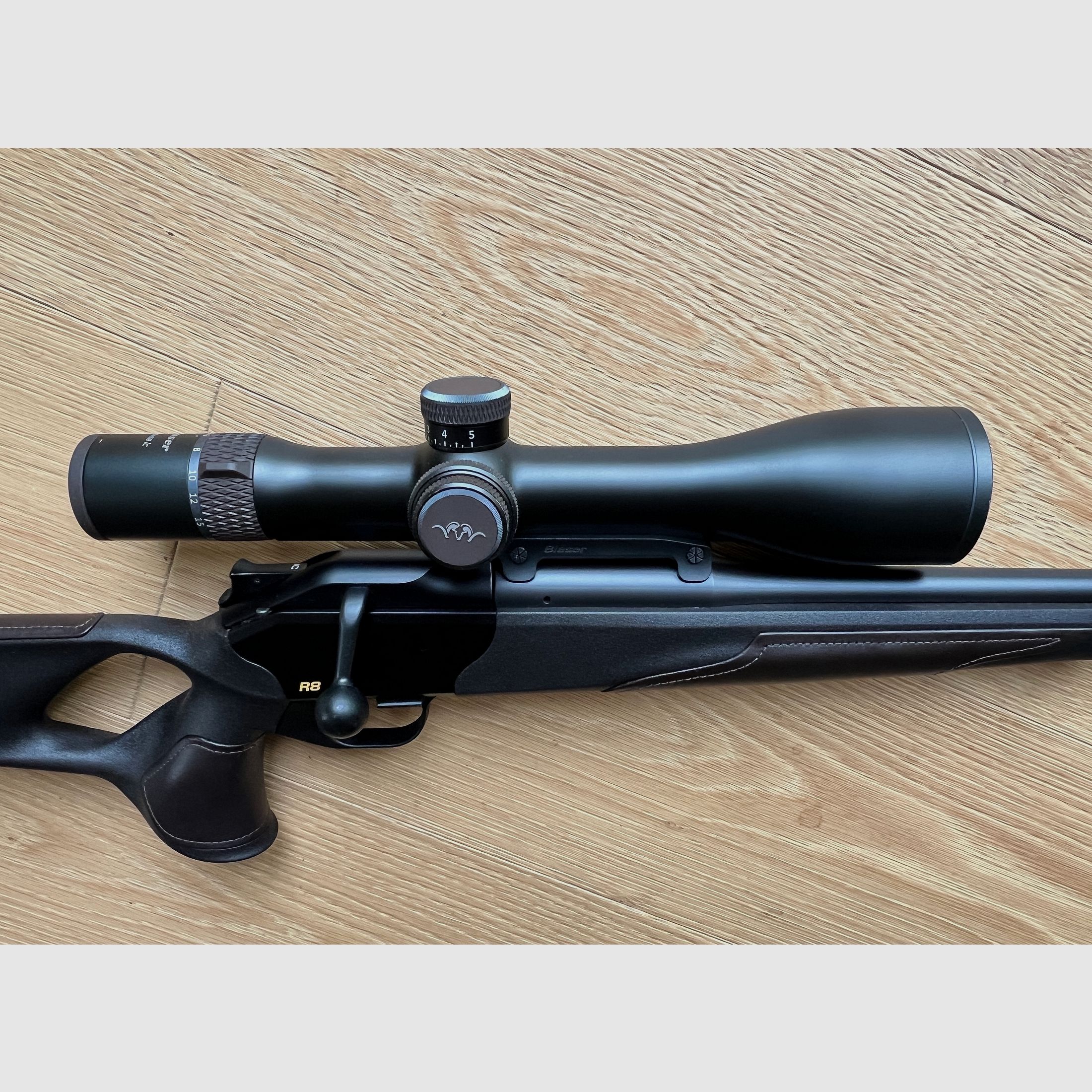 Blaser R8 Ultimate Leather Cocoa, .308 Win, Blaser B1 4-20x58, incl. Vorderschaft für Silencer