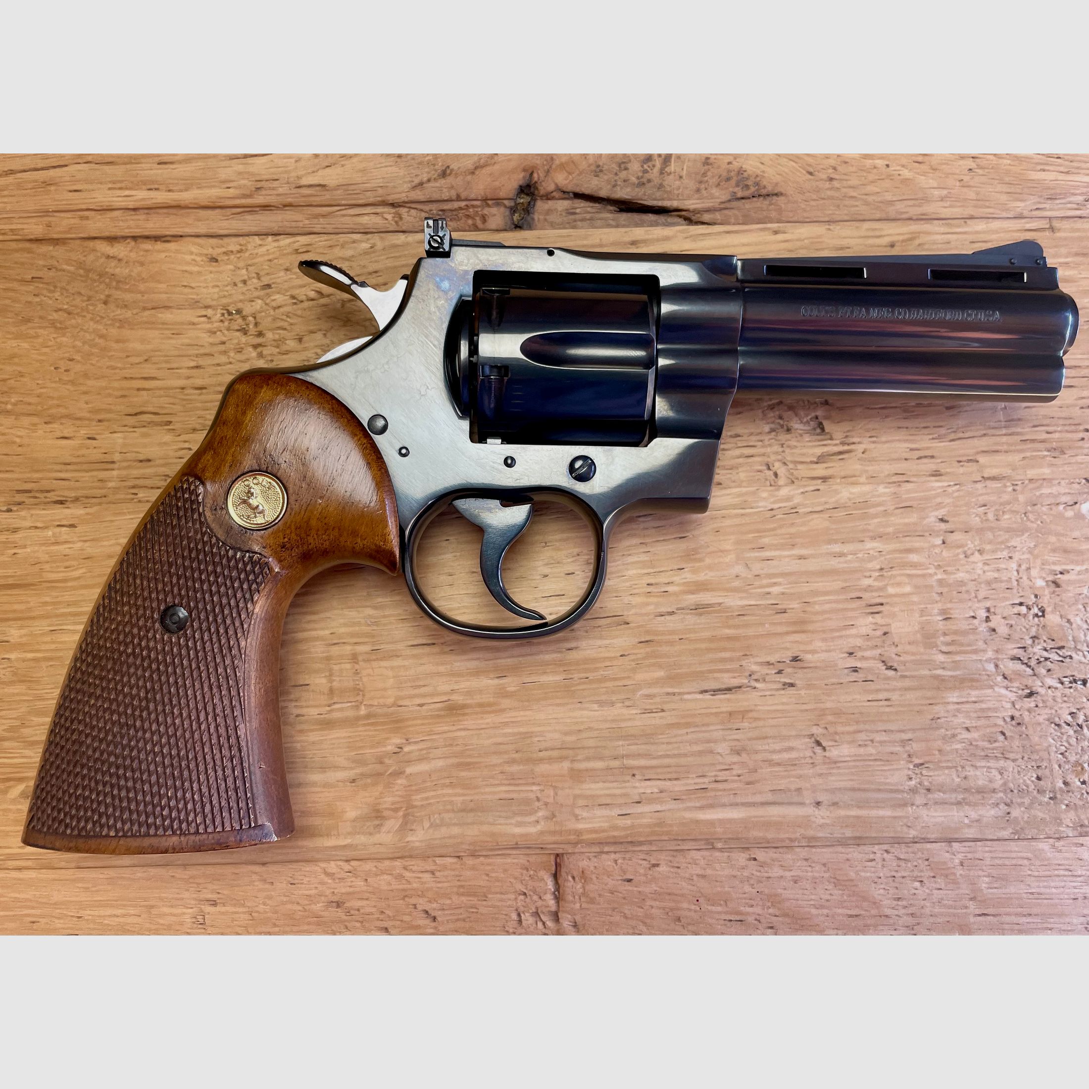Colt Python .357Mag. CTG-  4“lunghezza della canna - Come nuovo