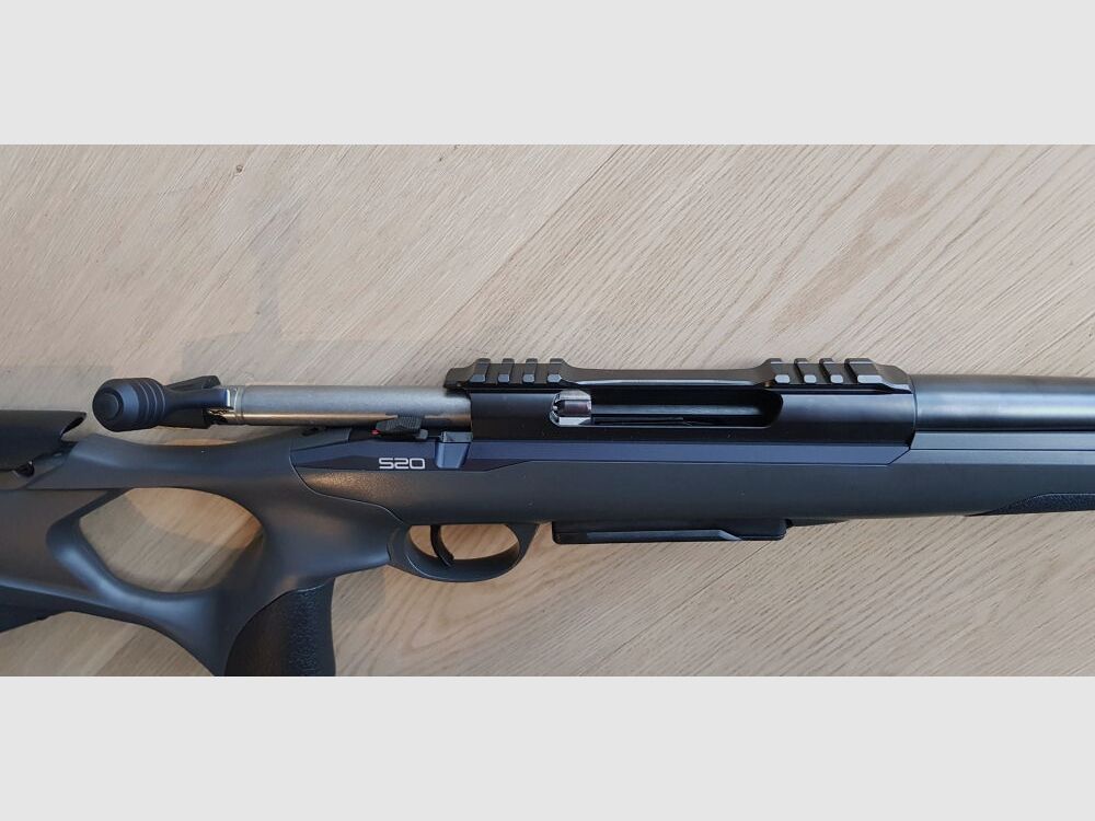 Sako S20 kort / Bushnell 1-8x28 / Montage