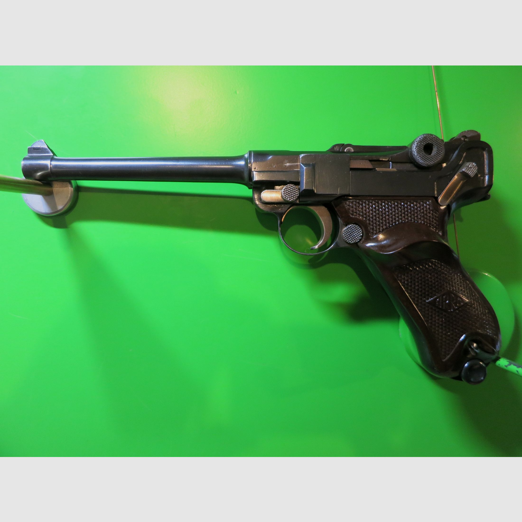 Deutsche Waffen- und Munitionsfabriken (DWM) , Pistole 08 P08, Pistole 1904, Marinepistole Modell 1904, 9 mm Luger     #47-